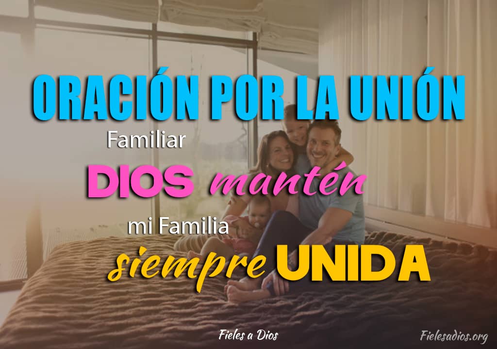 familia unida en oracion para mantener la union familiar
